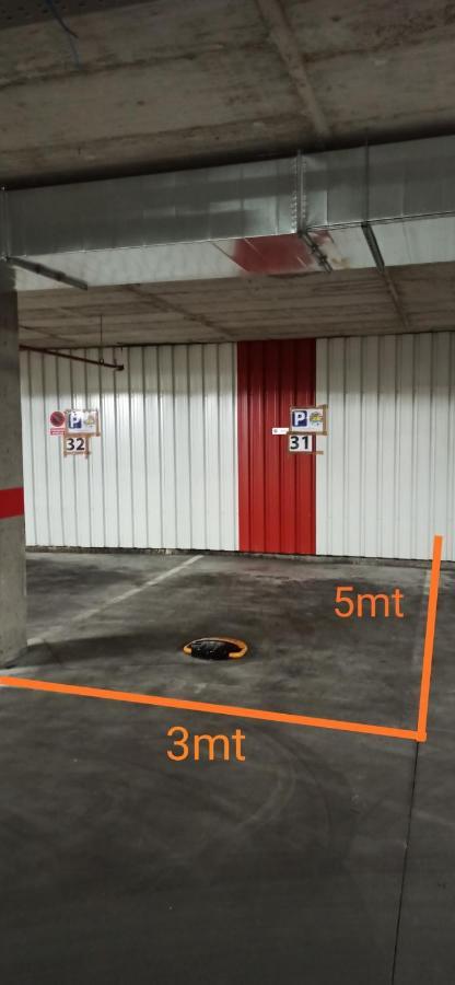 -Malagasunapts- Modern Citycentre Pool&Parking 外观 照片